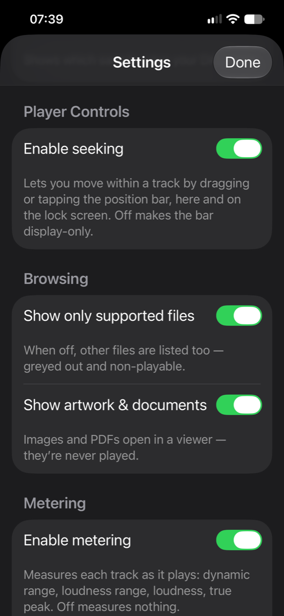 The Settings screen on an iPhone showing the Player Controls, Browsing and Metering sections with their switches and help texts.