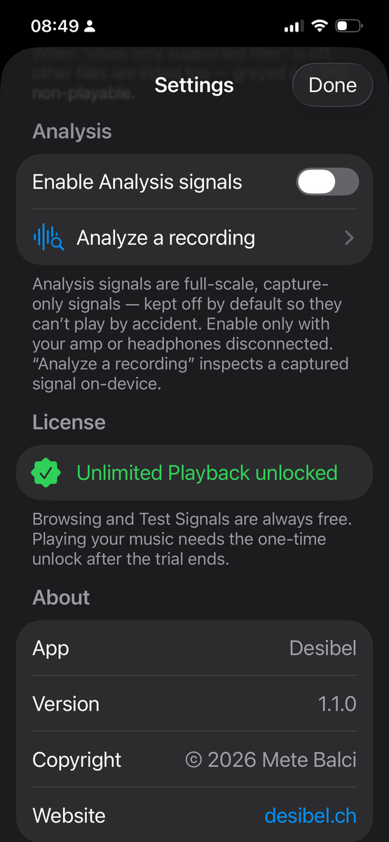 Desibel settings on iPhone — Analysis signals, license status, and About with version and website